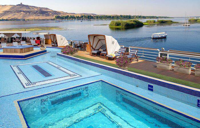 Avalon Waterways Sonesta St George Sun Deck Pool.jpeg